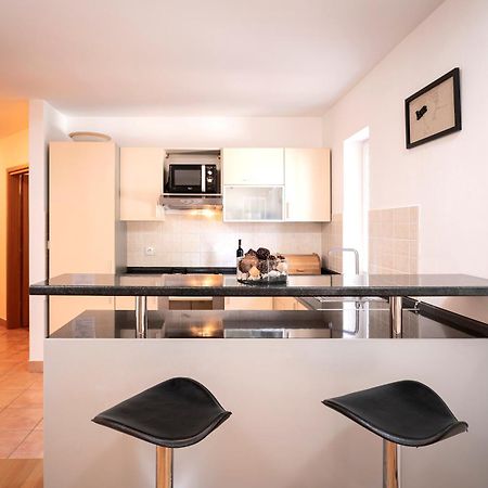 Villa Dalmatia Apartments 볼 외부 사진