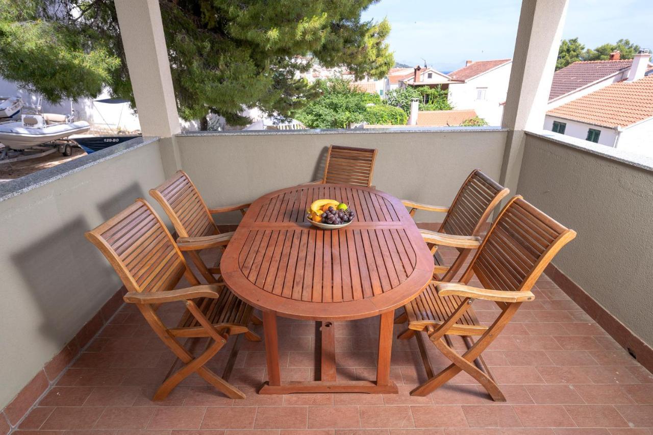 Villa Dalmatia Apartments 볼 외부 사진
