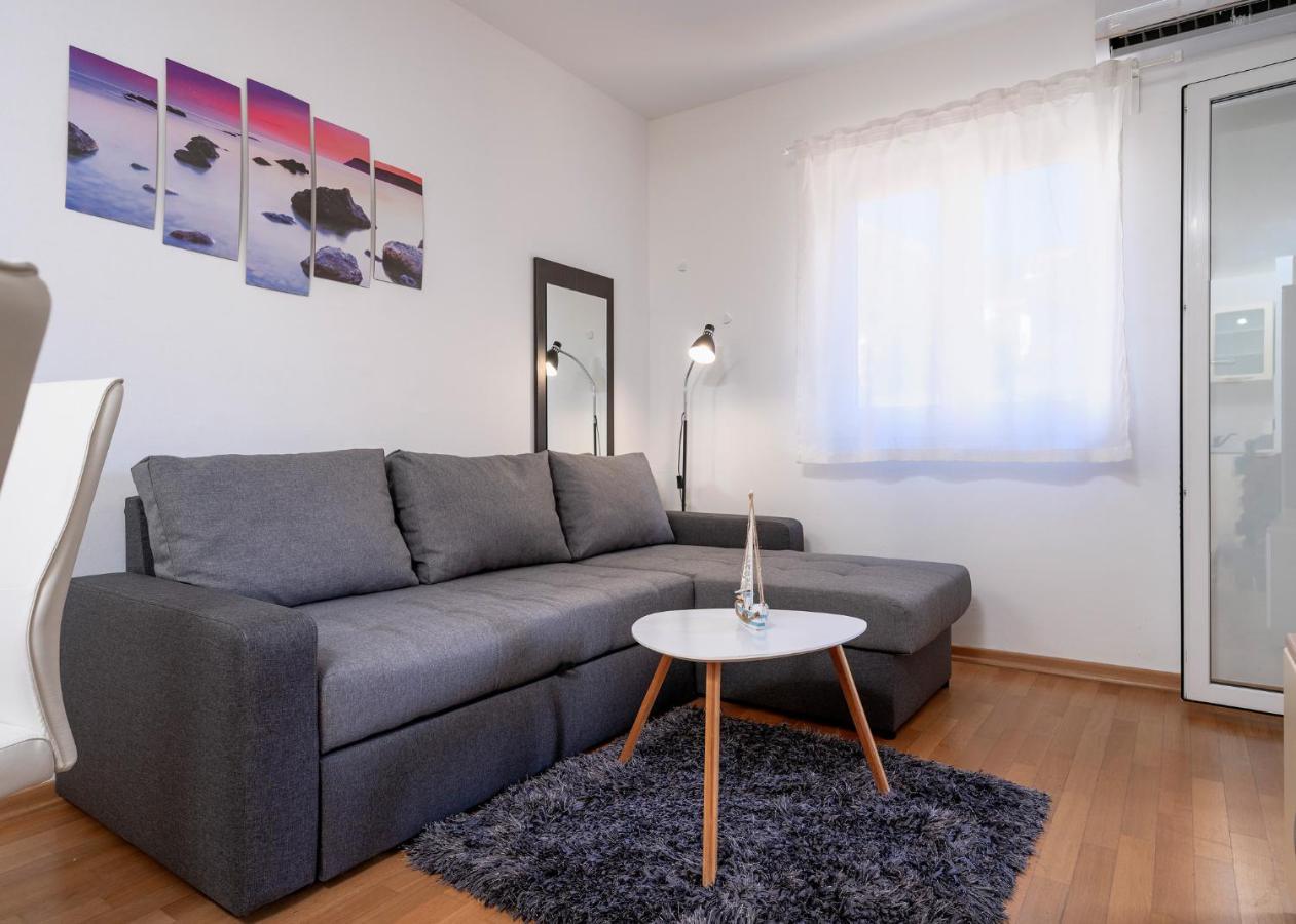 Villa Dalmatia Apartments 볼 외부 사진