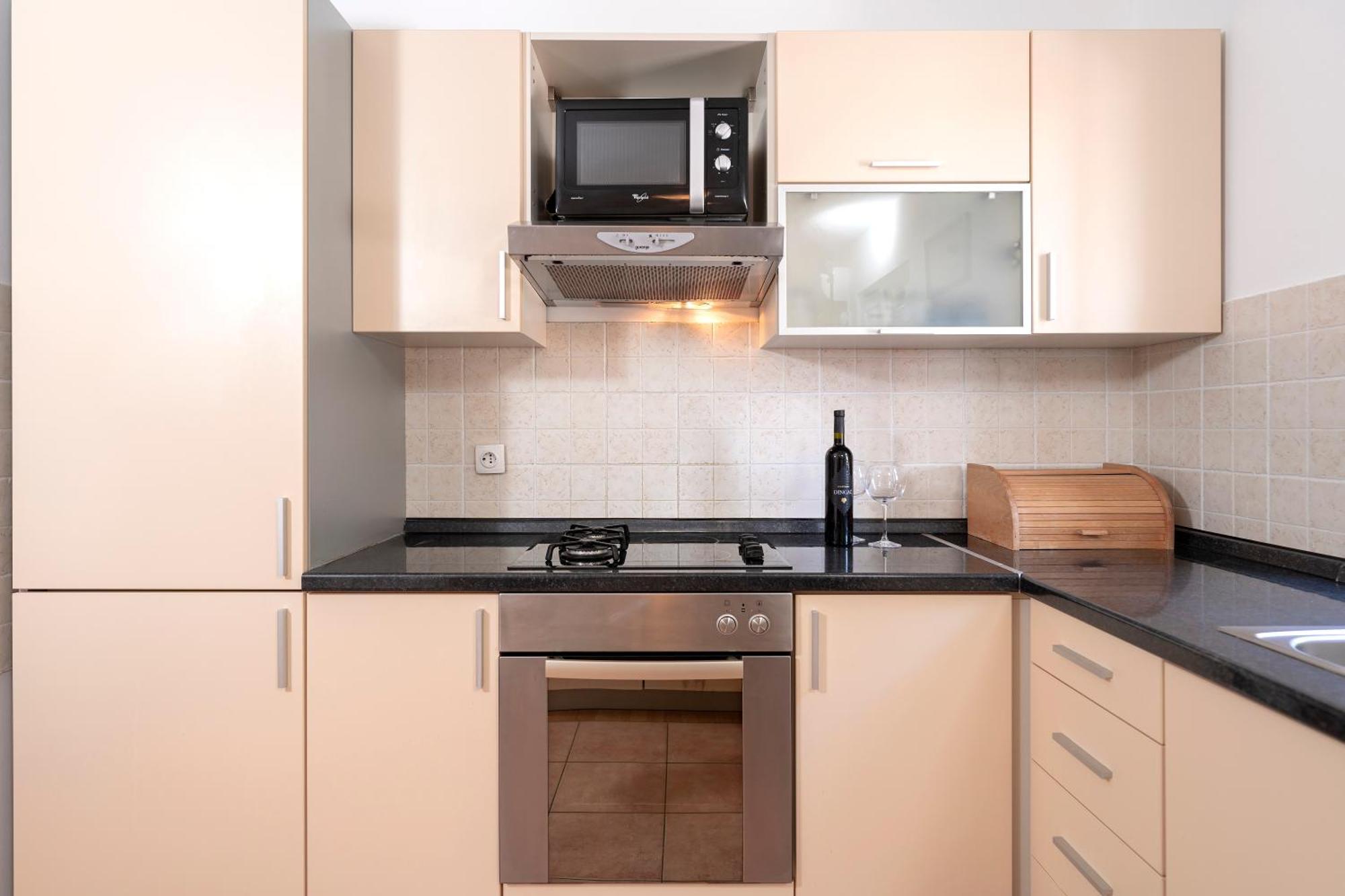 Villa Dalmatia Apartments 볼 외부 사진