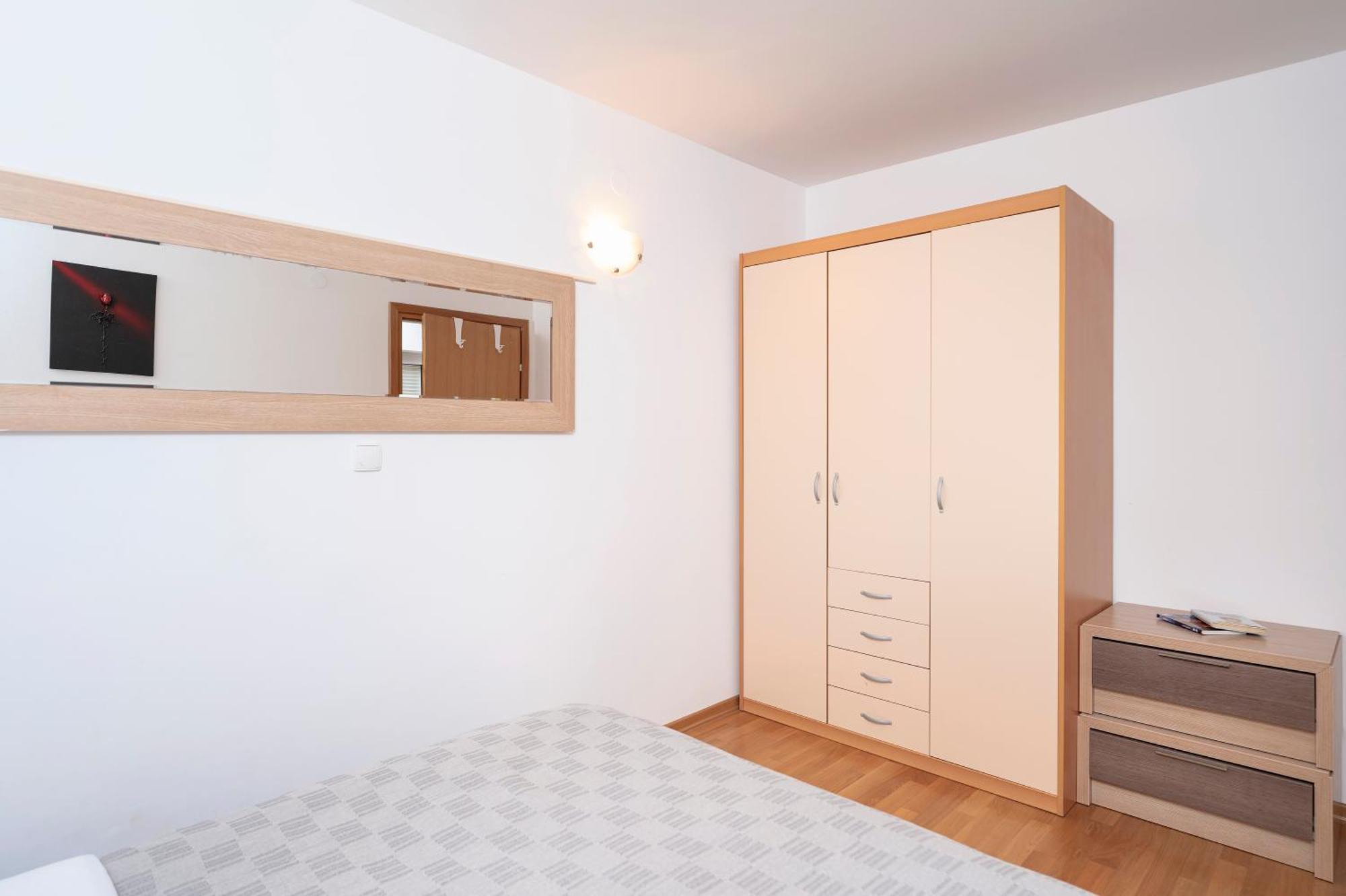 Villa Dalmatia Apartments 볼 외부 사진