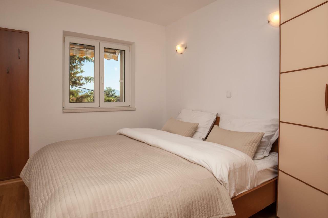 Villa Dalmatia Apartments 볼 외부 사진